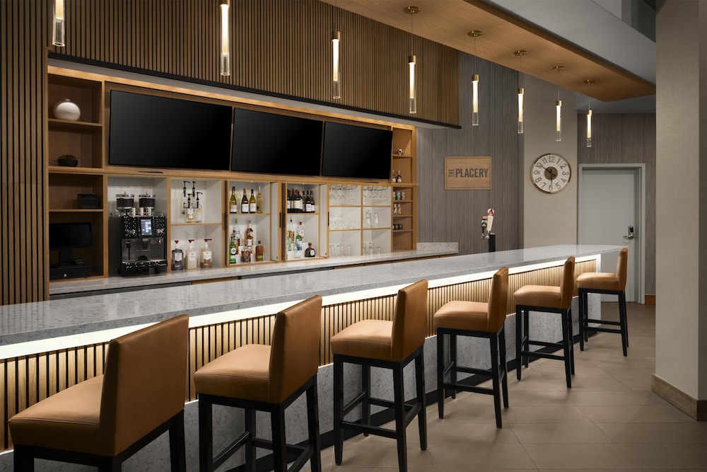 Hyatt Place Denver Cherry Creek 57/72