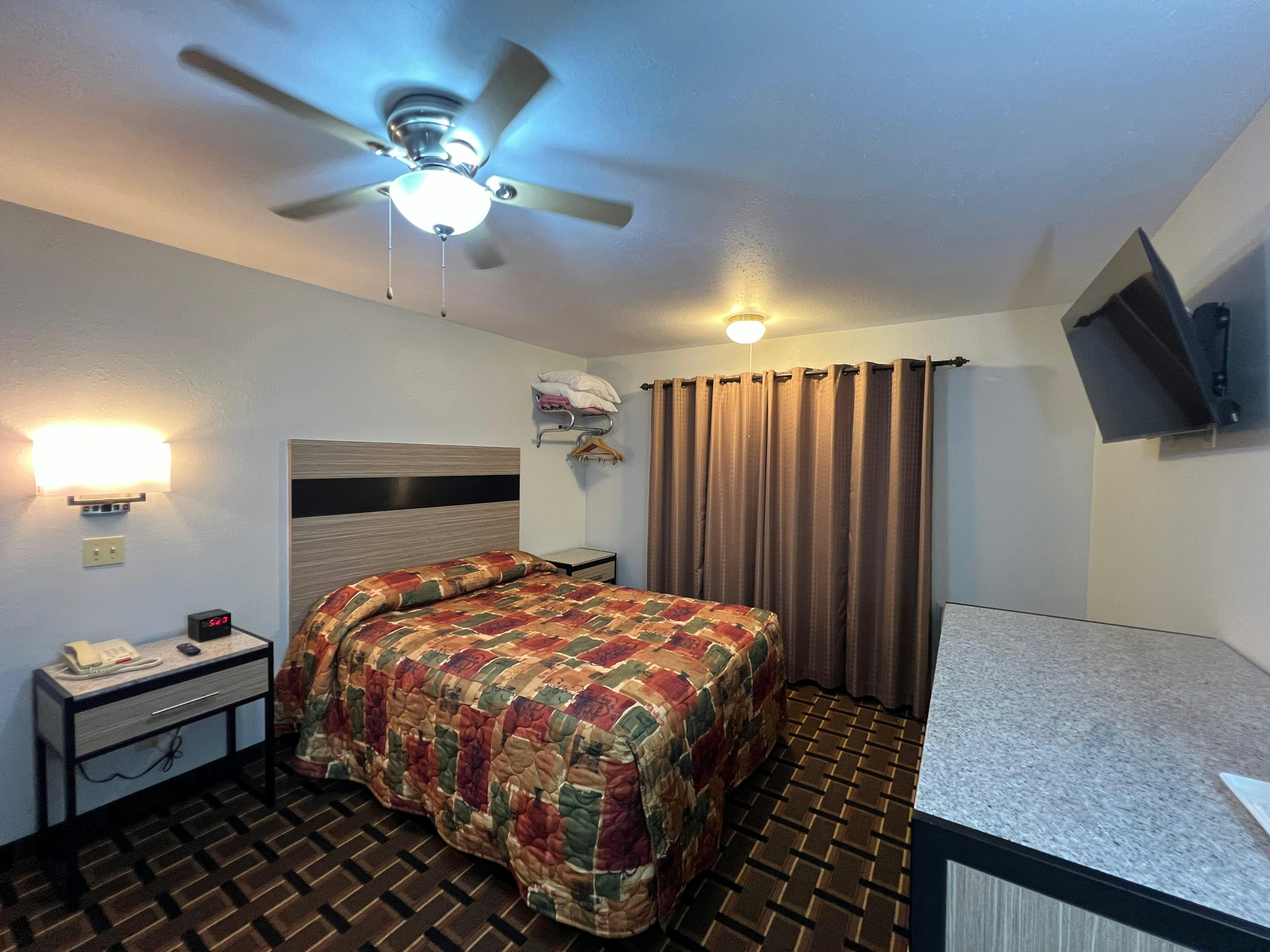 Deluxe Inn Capital O Nebraska City I 29 16/36