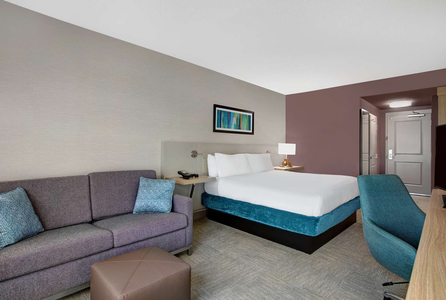 1 King Bed with Sofabed