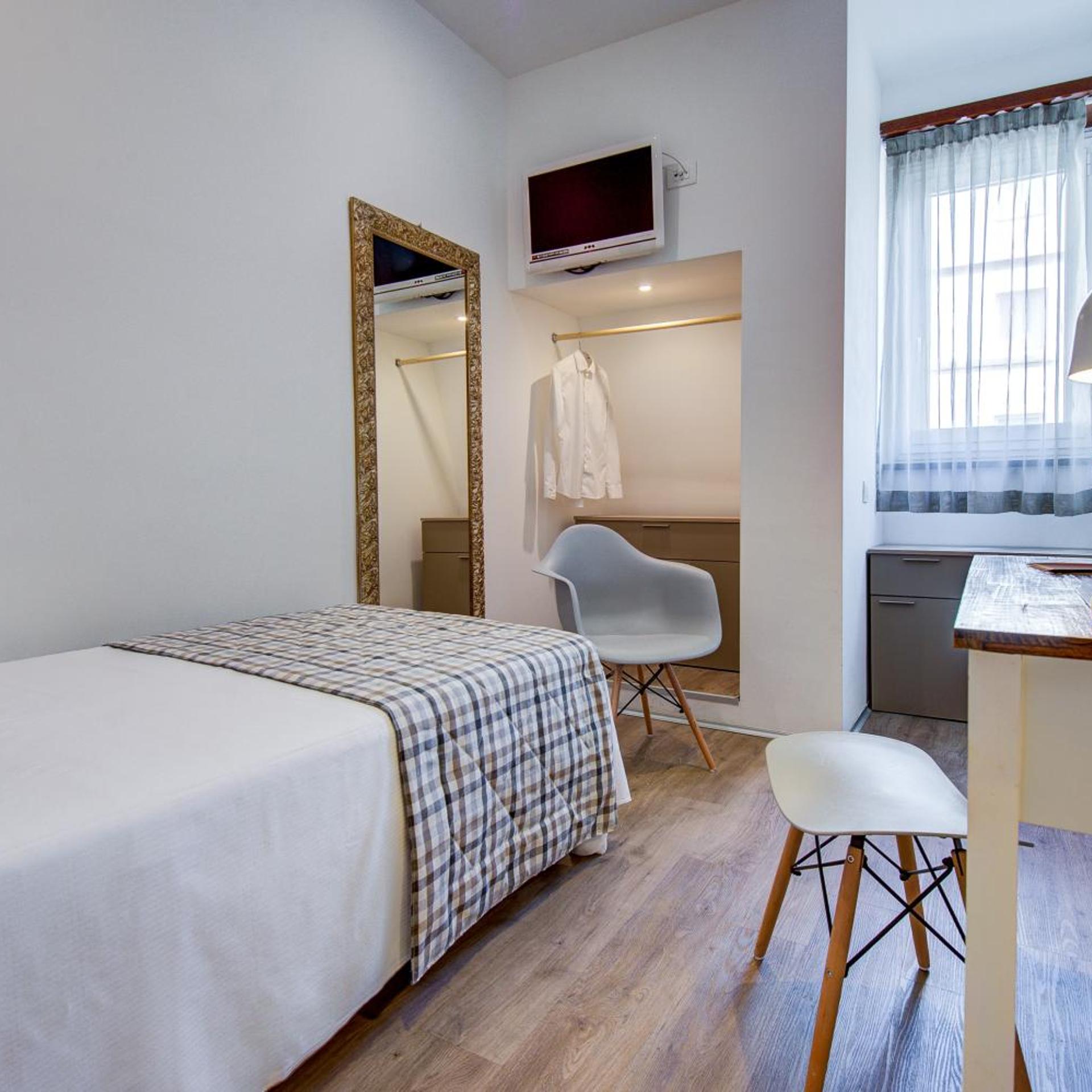 غرفة مفردة، Hotel Bernina 2/20