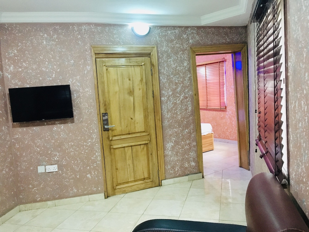 Grand Style Guest House 25/28