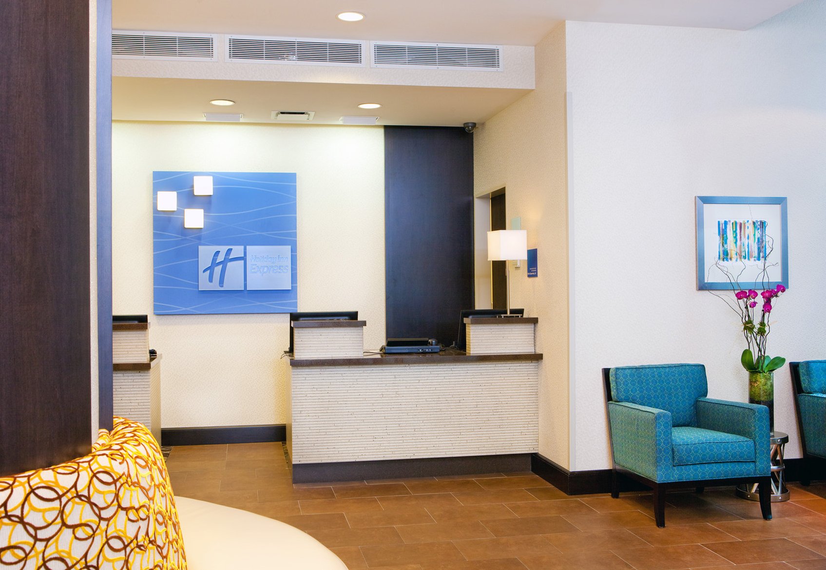 Holiday Inn Express Manhattan Times Square South 16/19