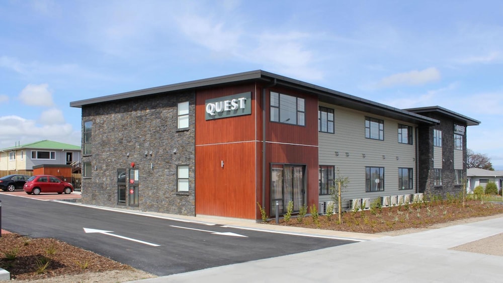 Quest Taupo 10/57