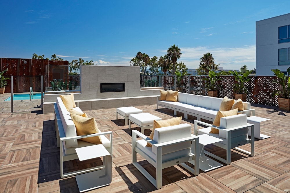 SpringHill Suites by Marriott Los Angeles Downey 20/42