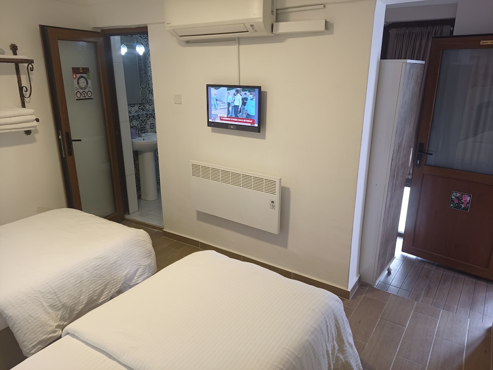 Ena Serenity Boutique Hotel 26/73