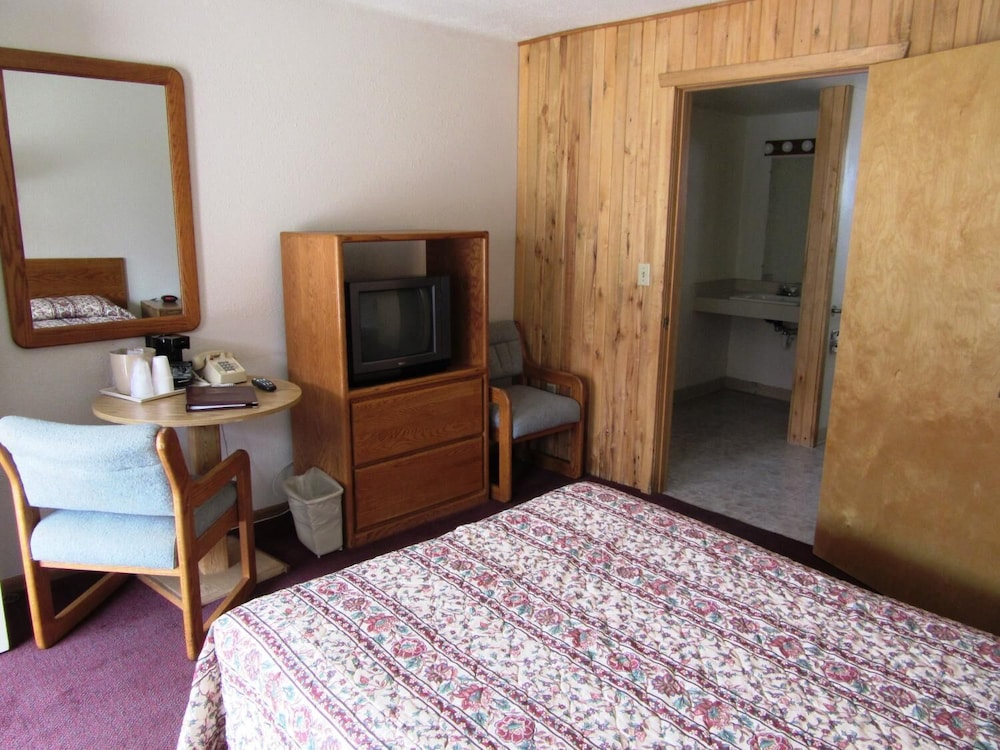 Traveler Apos S Lodge 12/47