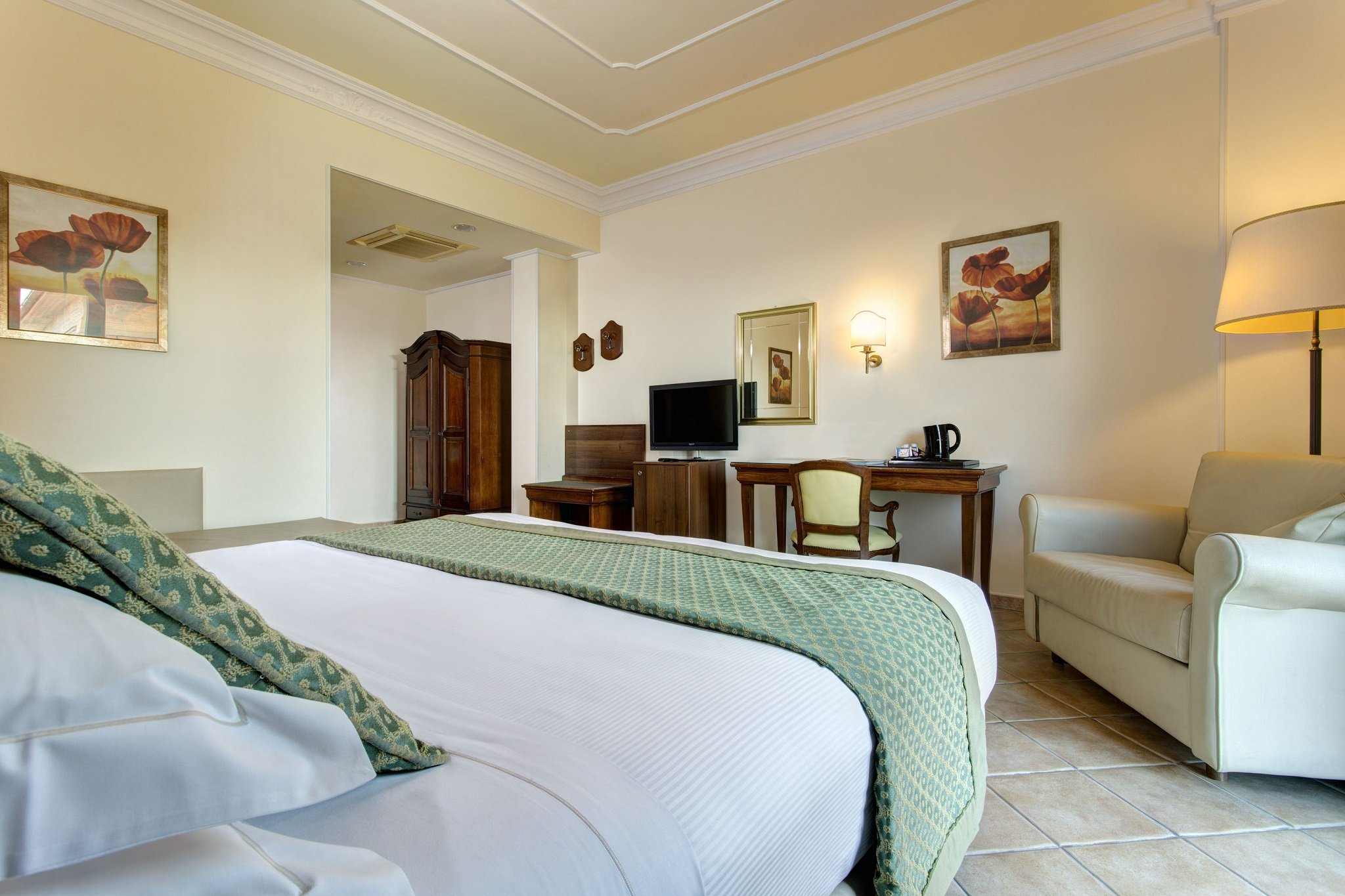 Hotel Athena Siena 10/22