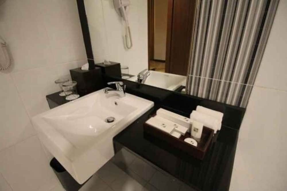 Swiss-Belinn Balikpapan 32/68