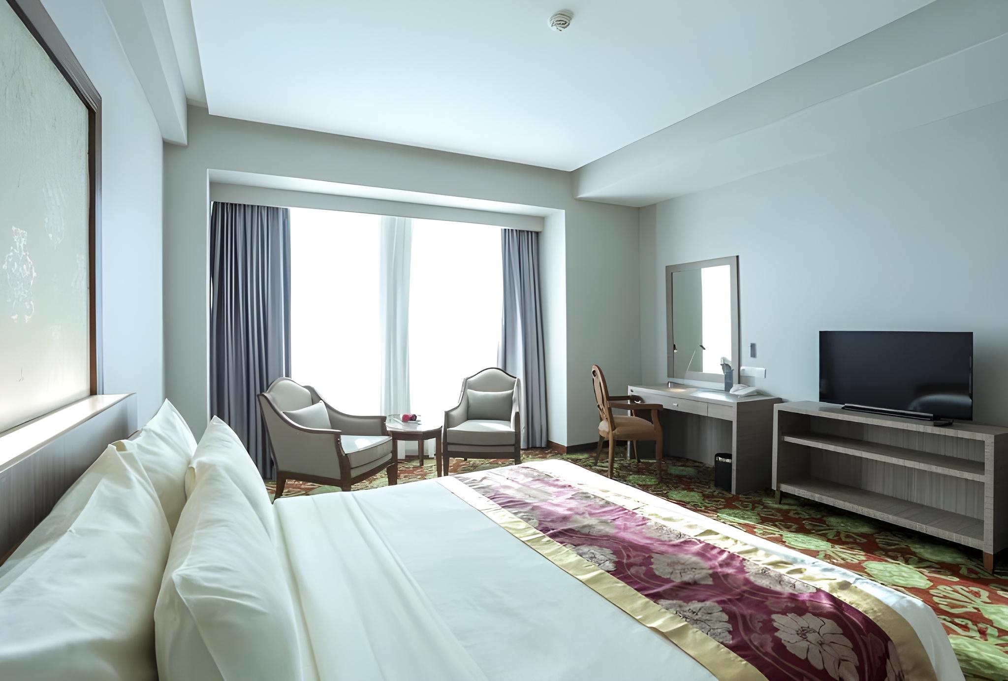 Five Premiere Hotel 22/50