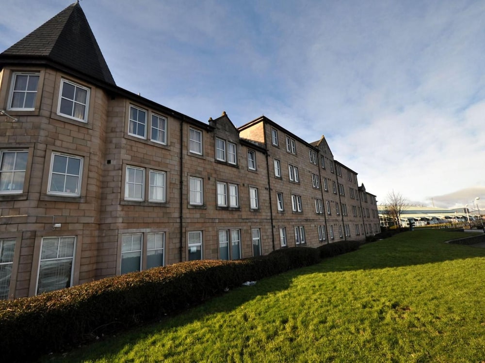 Greenock Hall's Waterfront Complex 29/31