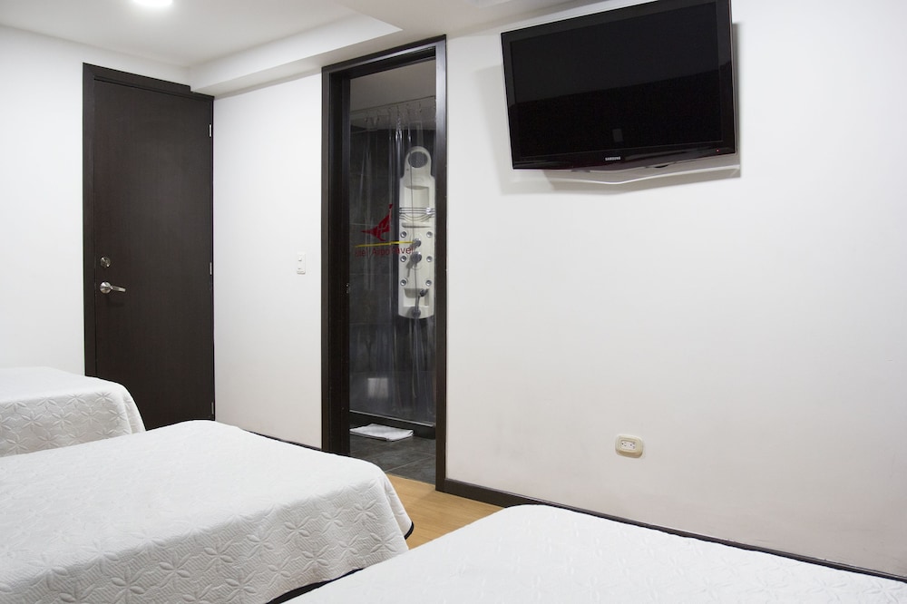 Hotel Airport Travel 19/32