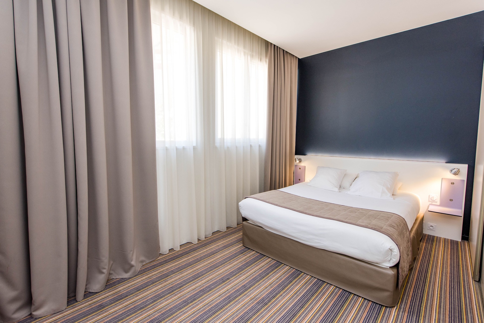 2 BEDROOMS, APARTMENT