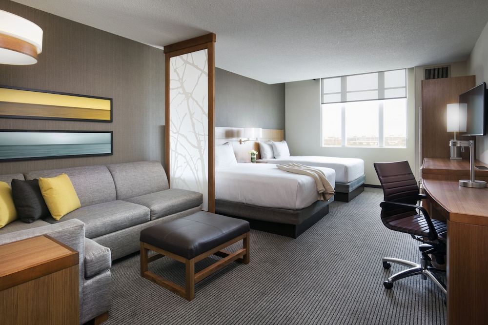 Hyatt Place Charleston - Historic District 12/68