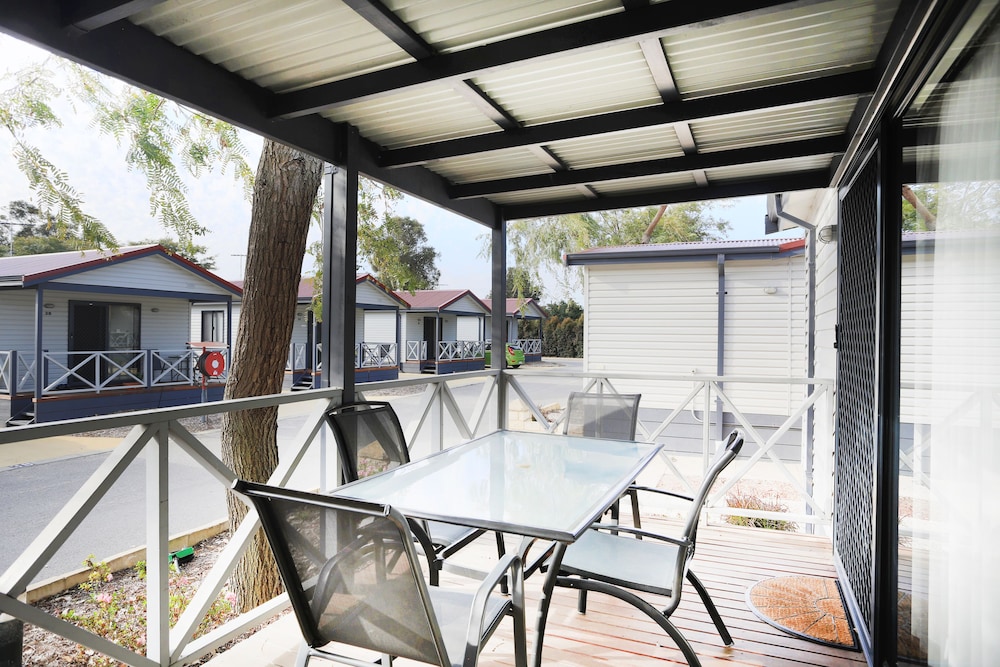Discovery Parks - Perth Airport 24/32