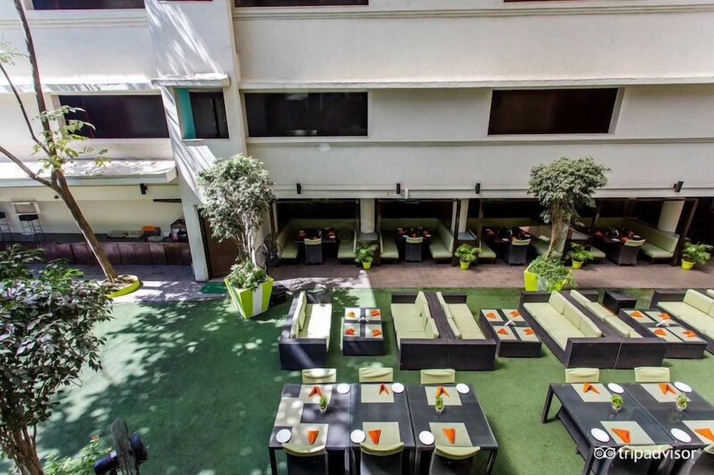 Citrus Hotels Lonavala 1/47