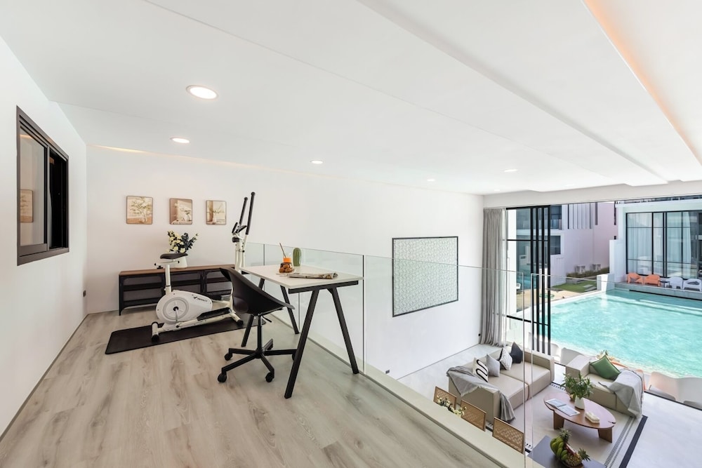 Zen Style Pool Access Townhouse 27/50