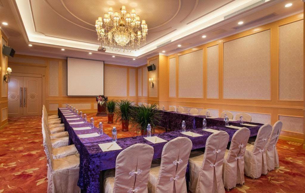 Viennainternational Hotel Shenzhen Longgang Lilan 43/44