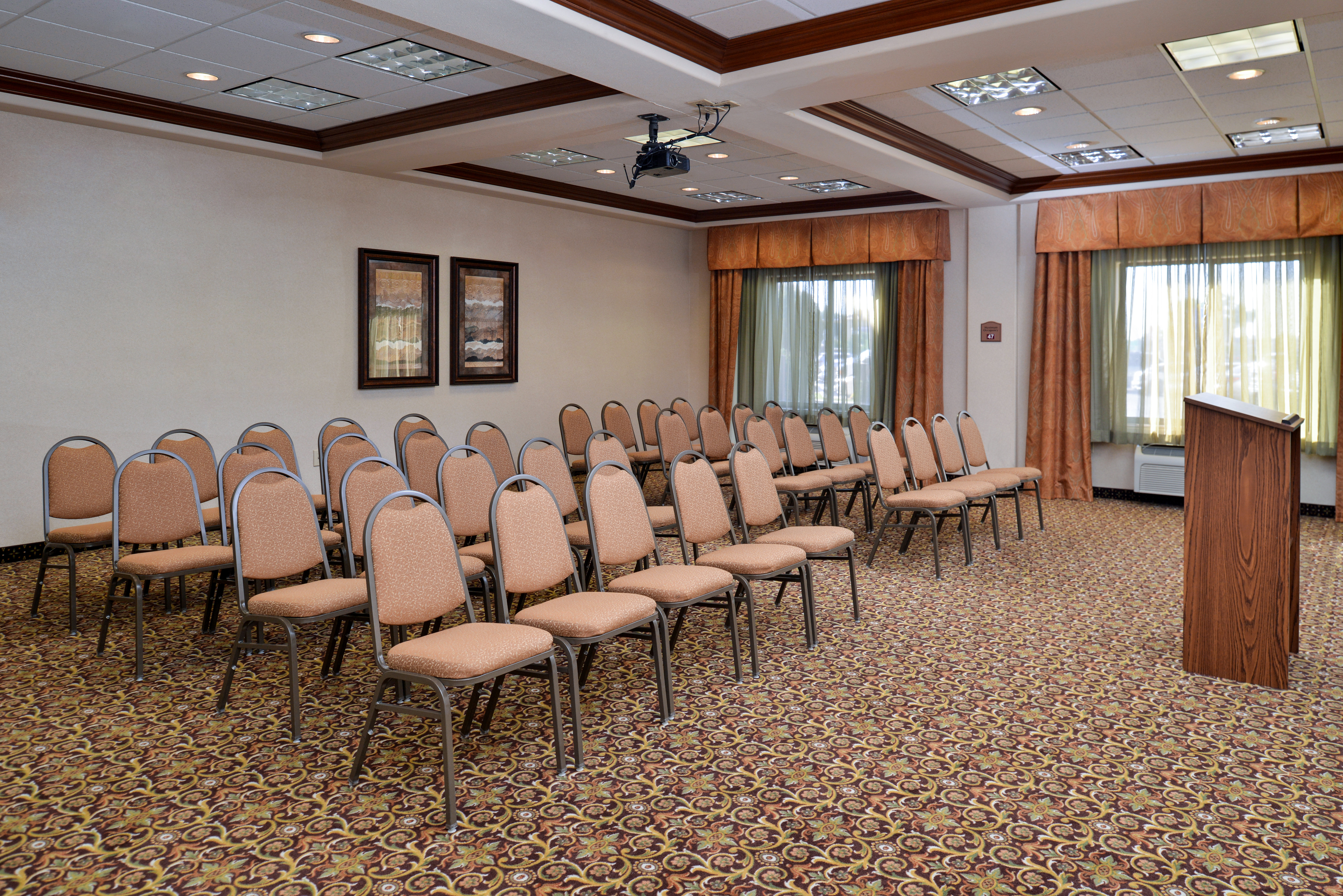 Holiday Inn Express Hotel And Suites Las Cruces 53/60