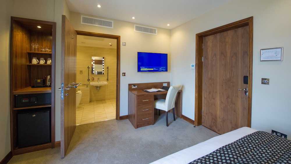 The Devon Hotel 35/43