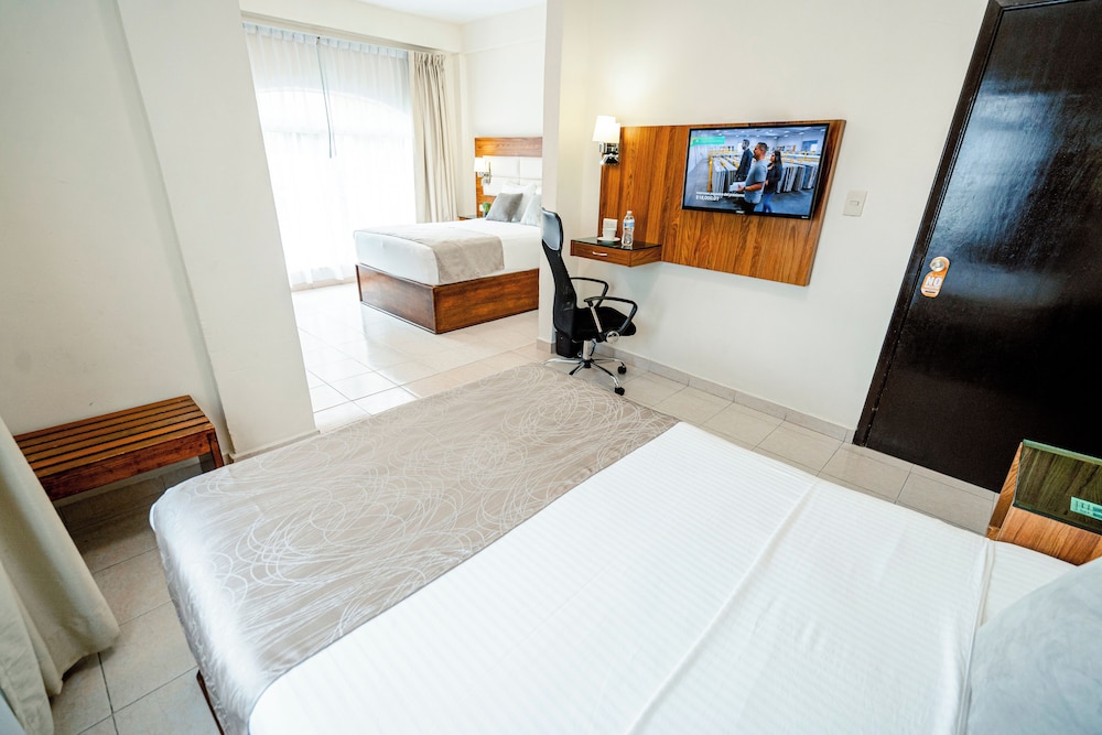 Hotel San Miguel 11/50