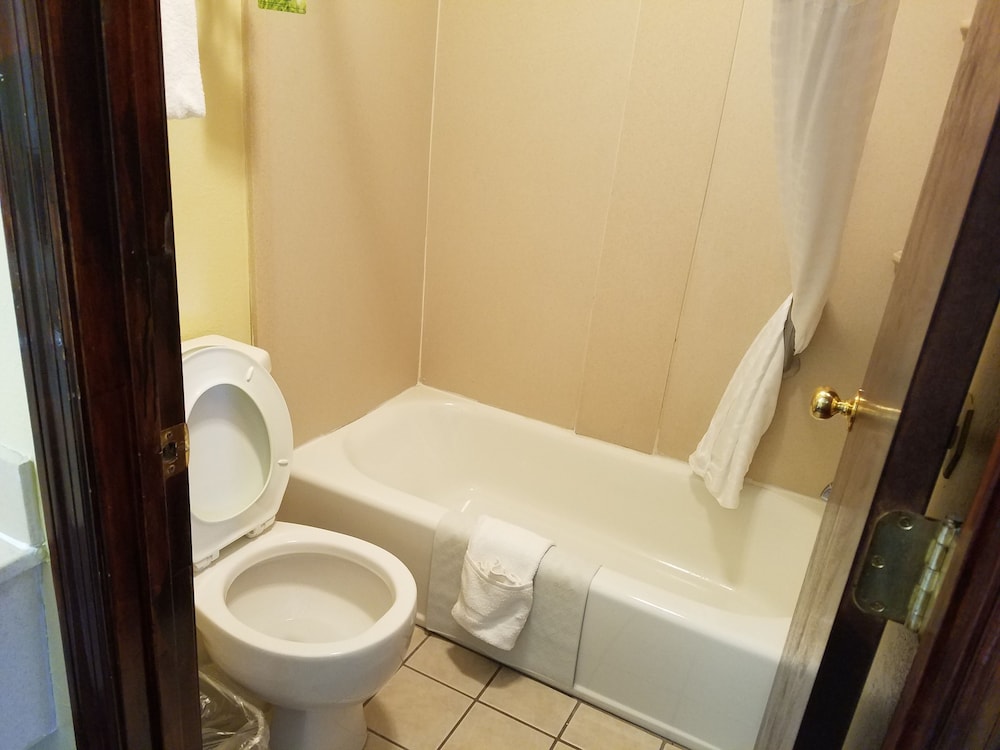 Days Inn By Wyndham Jacksonville Nc 35/68