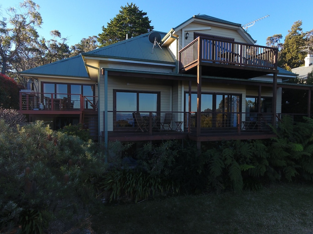 VALLEY OF THE WATERS B&B 1/51