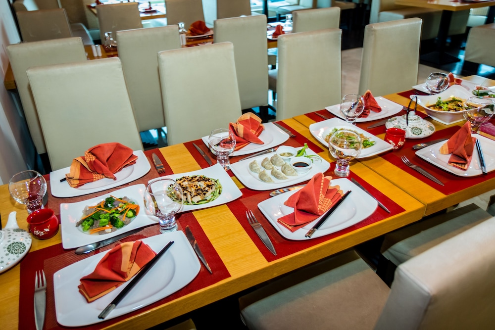 Sunday Mangrove Corniche Hotel, Ras Al Khaimah 62/78