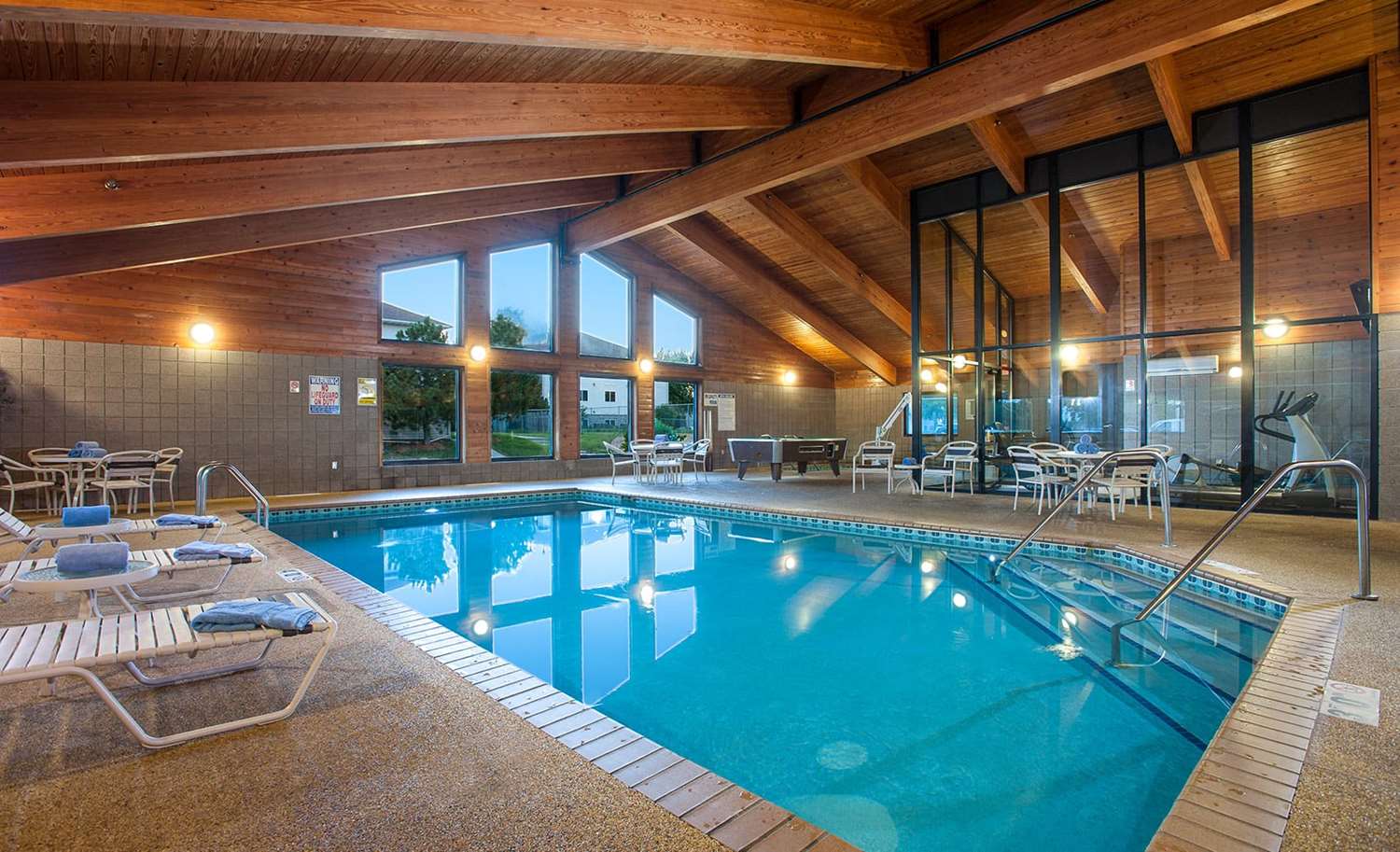 AmericInn by Wyndham Mankato Event Center 21/55