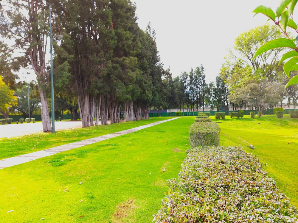 Hotel Villas Arqueologicas Cholula 50/59