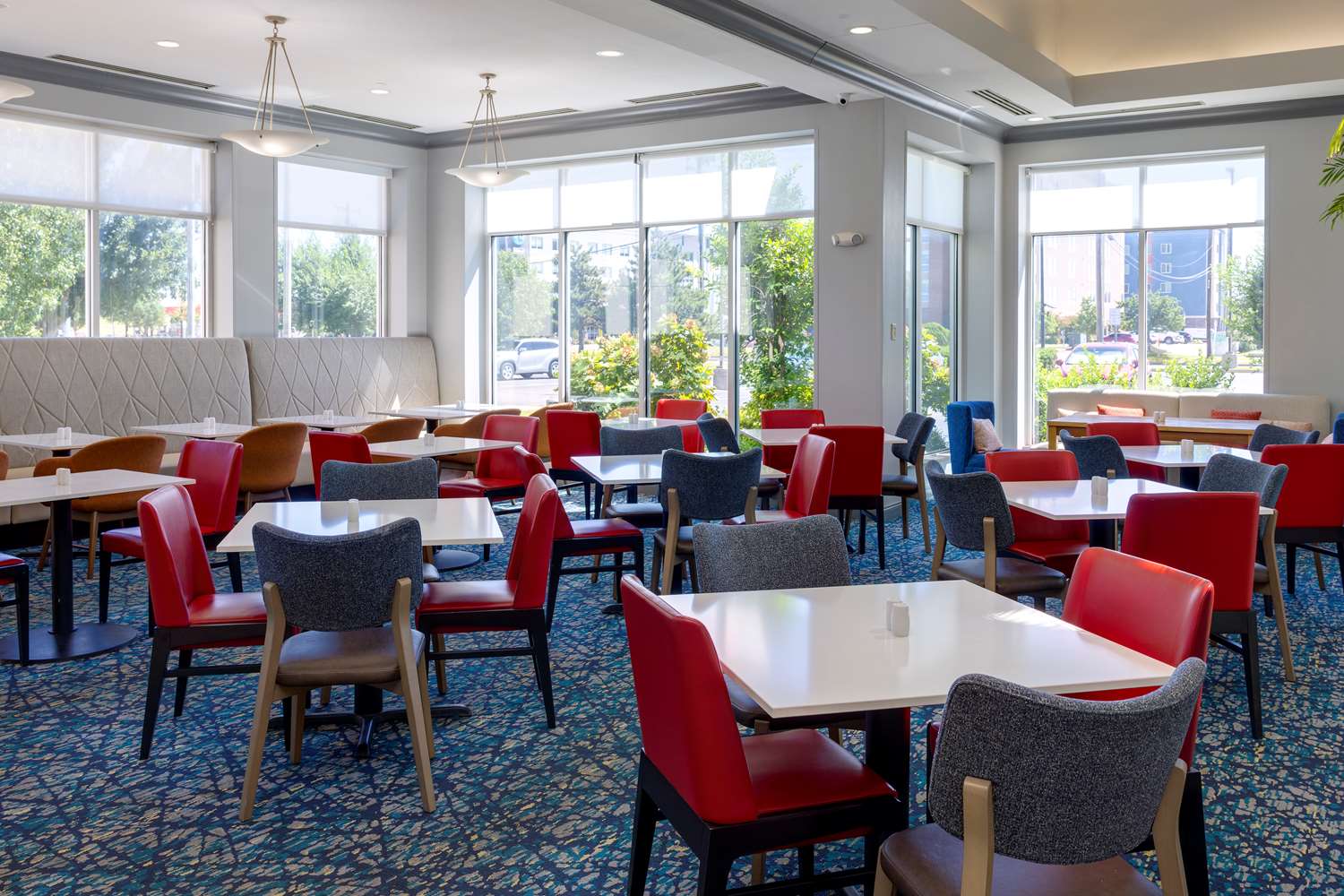 restaurant cafeteria