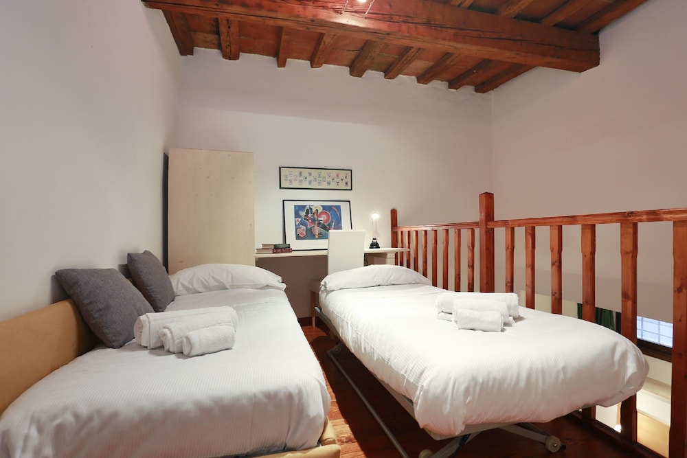 Ghibellina Apartment 7/50