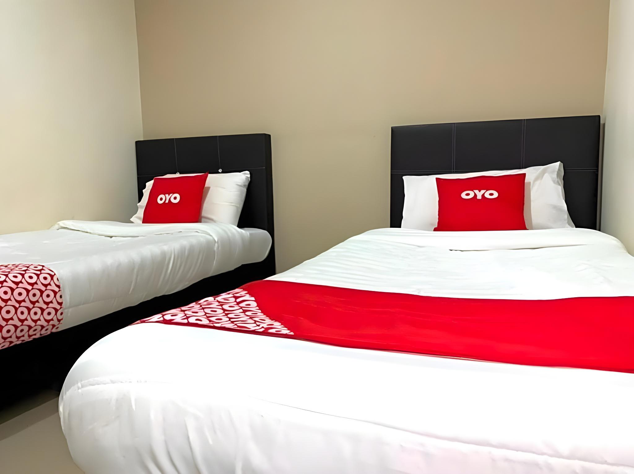 Oyo 89902 Semerah Suites Homestay Pontian 10/18
