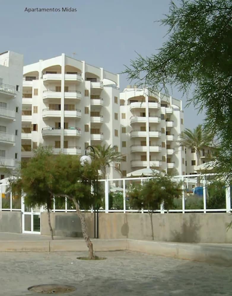 R2 Cala Millor Beach Apartment 5/50