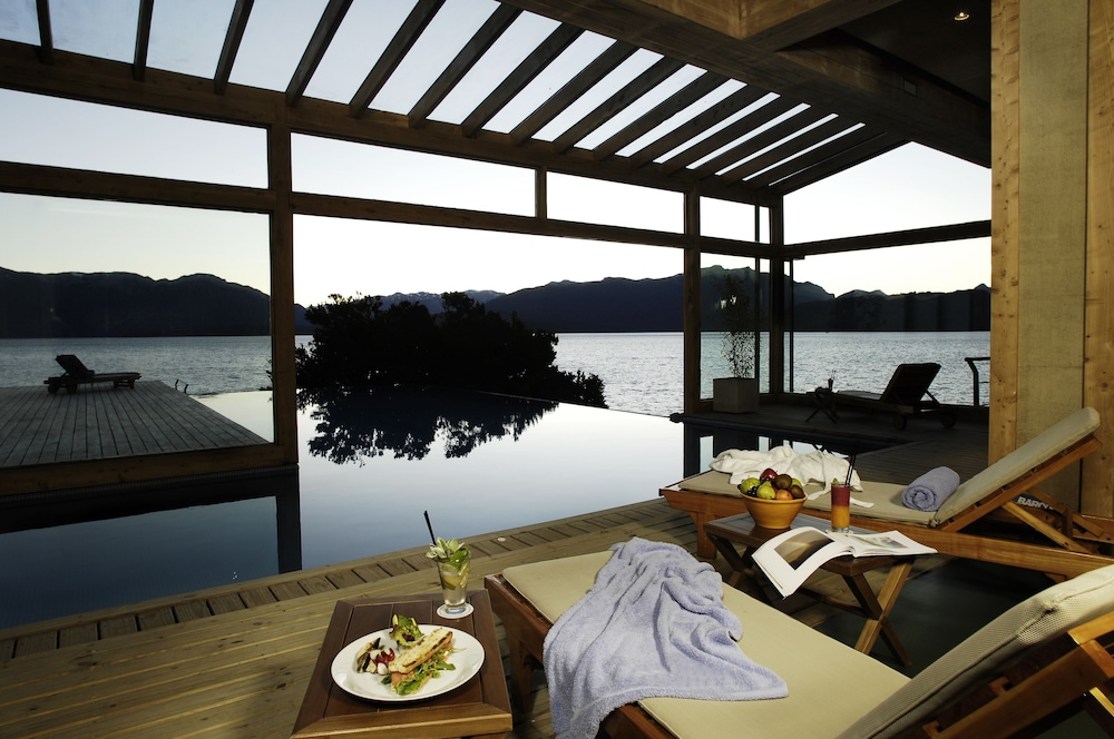Correntoso Lake And River Hotel 55/78