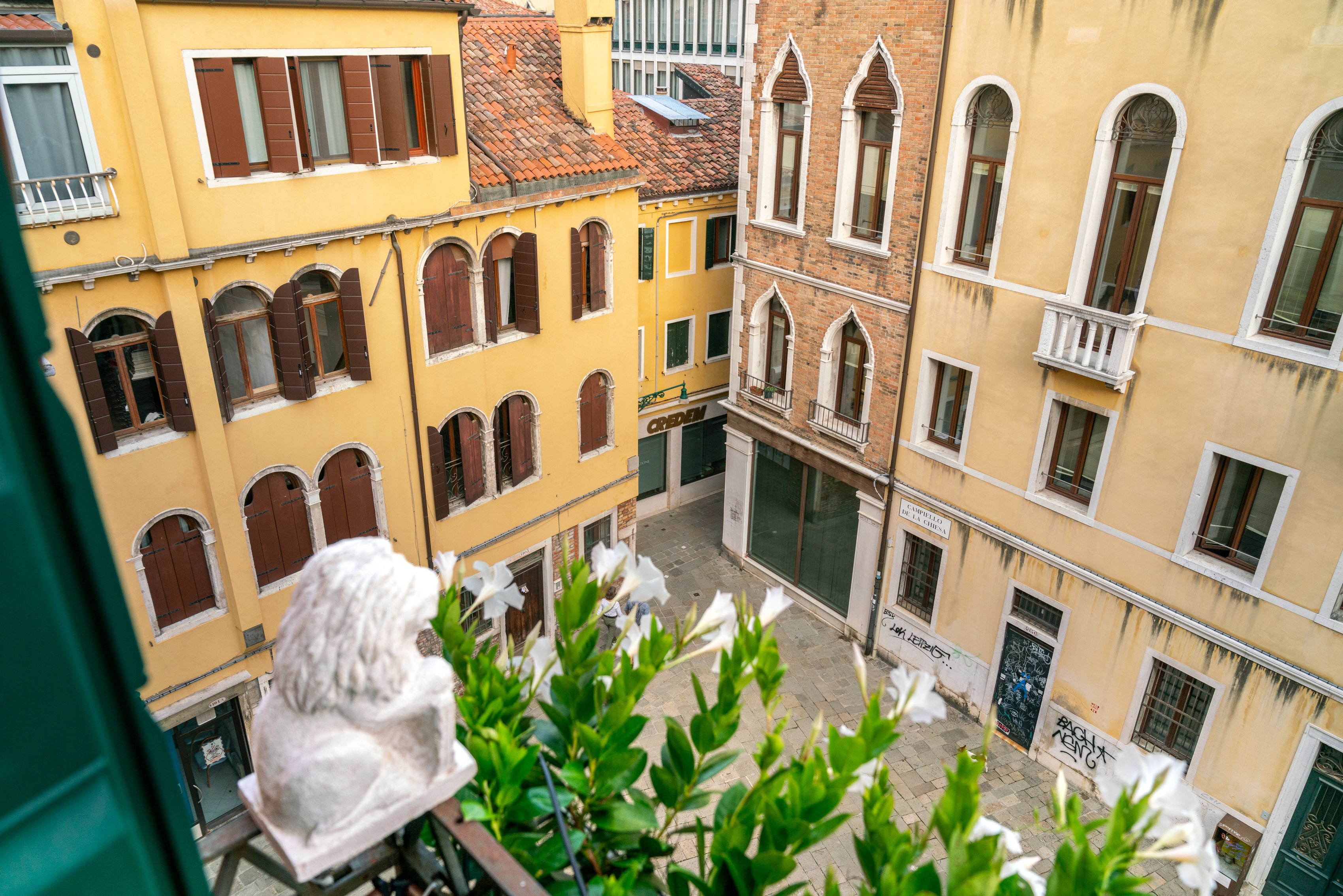Palazzo San Luca 9/83