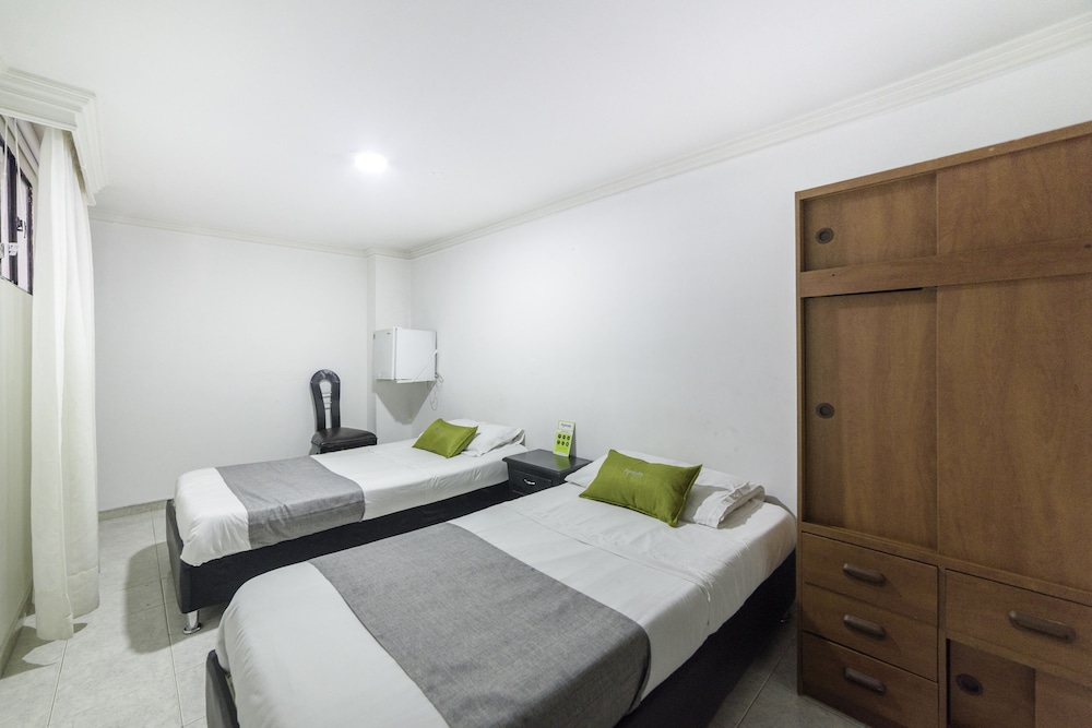 STANDARD, TWIN BEDS