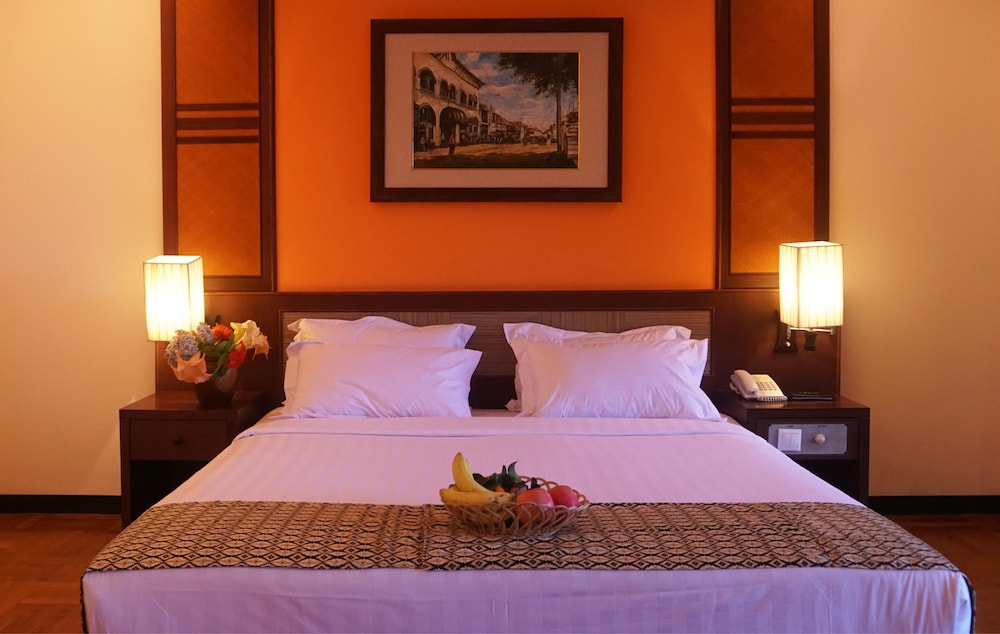 Pines Garden Resort 15/46