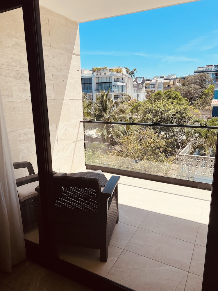 Grand Fifty Suites in PLAYA DEL CARMEN