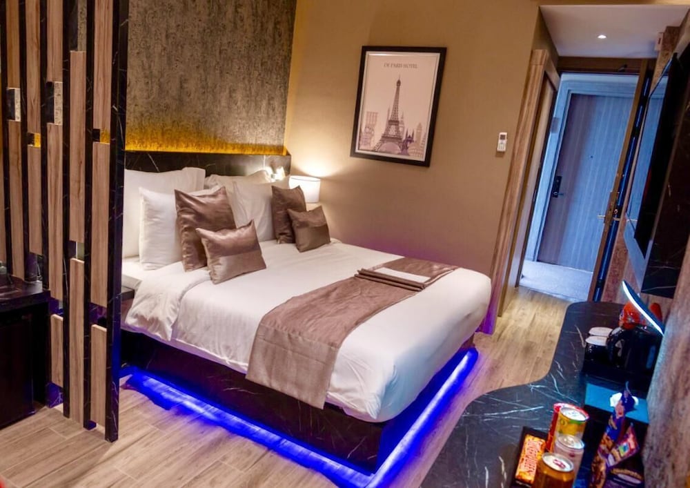 De Paris Hotel 15/47