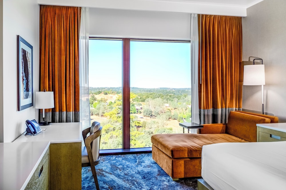 Red Hawk Resort & Casino 10/30