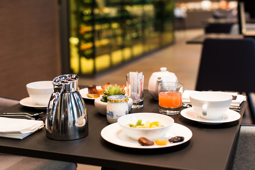 Golden Tulip Saint Malo 57/74