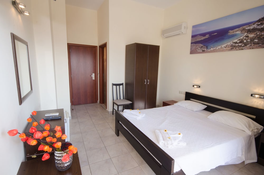 Filmar Hotel 15/73
