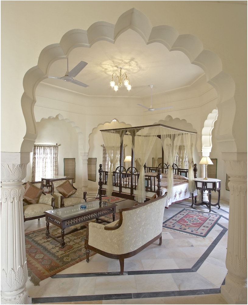 Alsisar Mahal 27/50