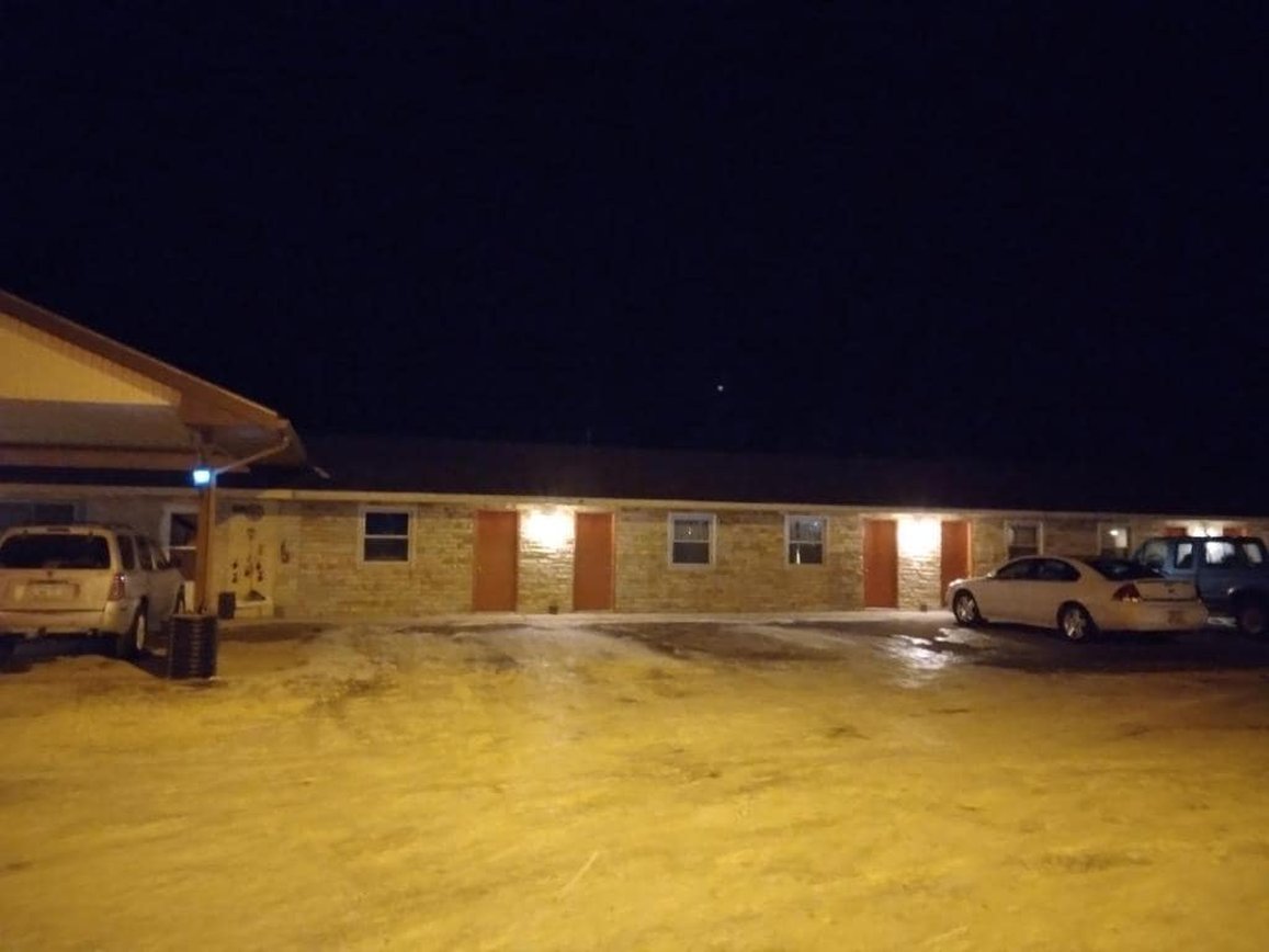 OYO Sandman Inn 48/58