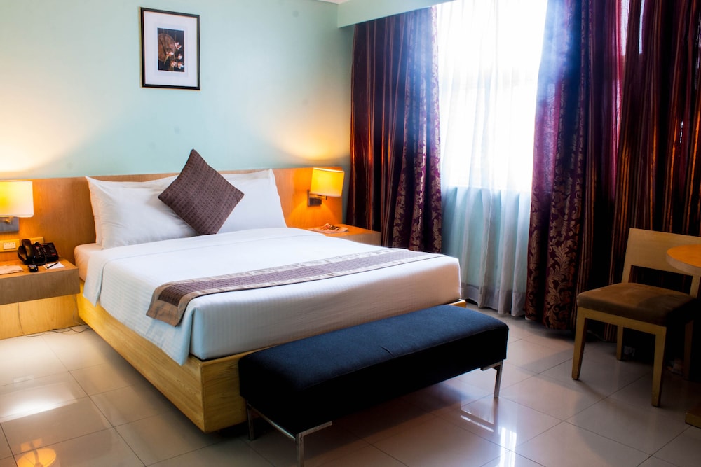 Manila Grand Opera Hotel 9/54