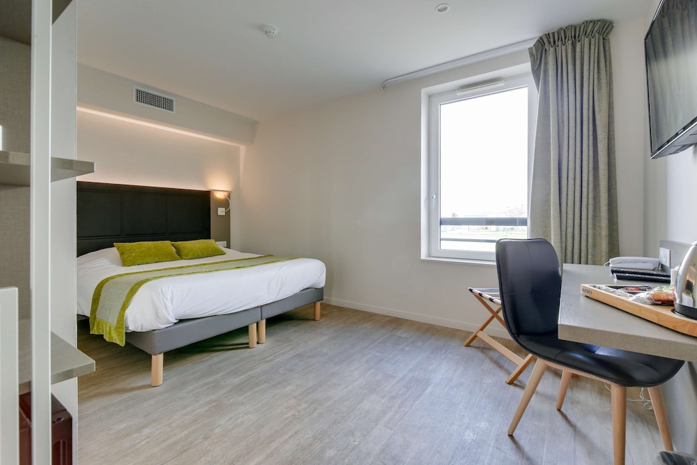 BRIT HOTEL SAINT-DIZIER 26/67