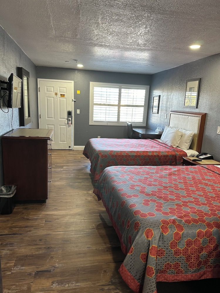 غرفة قياسية بسريرين كوين، Fireside Inn Santa Cruz 5/8