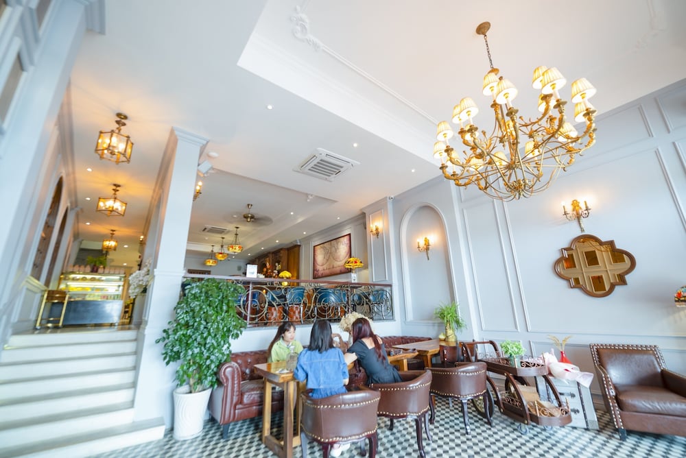 Di Lusso Hotel 48/64