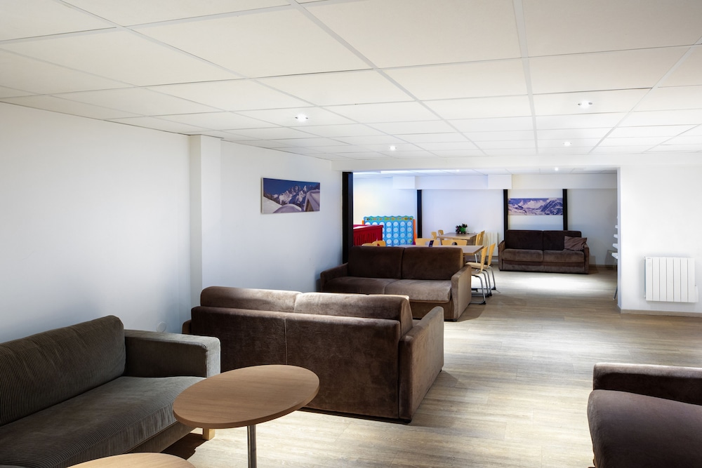 SOWELL RESIDENCES Pierre Blanche 42/70