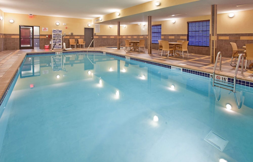 Hampton Inn And Suites Dickinson Nd in DICKINSON - ND